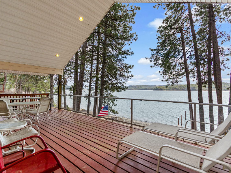 Lakefront Seclusion - Worley in Sandpoint