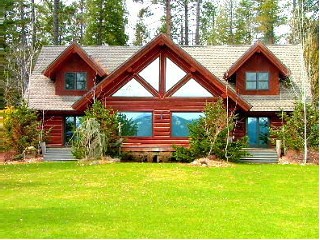Oden Bay Log Home in Sandpoint, Idaho.