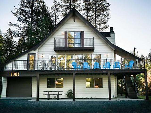 Inn Town Retreat (on Louisa) in McCall, Idaho.