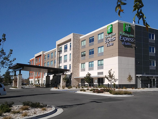 Holiday Inn Express & Suites Boise Airport in Boise, Idaho.