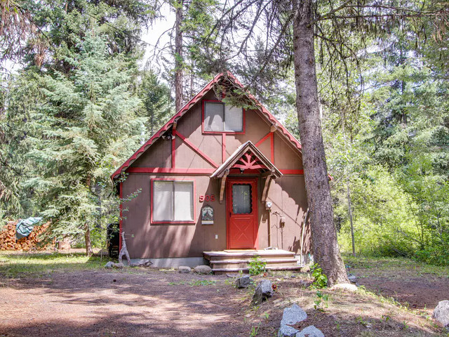 Huckleberry Riverfront Cabin in McCall, Idaho.