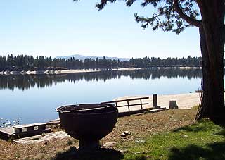 Picture of the Rooneys Lakefront Cabin in Donnelly, Idaho