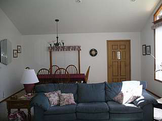 Living/Dining Area