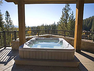 Picture of the Pinnacle Retreat Five Bedroom Estate Home in Donnelly, Idaho