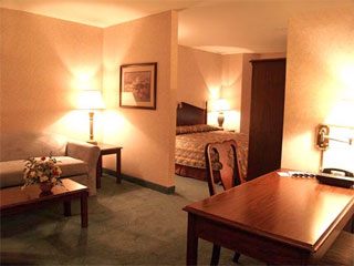 Picture of the Quality Inn & Suites (FKA Sandman) in Meridian, Idaho