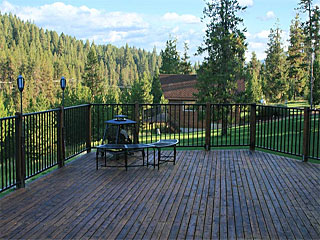 Picture of the Bear Creek Lodge in McCall, Idaho