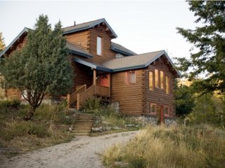 Henderson Creek Lodge vacation rental property