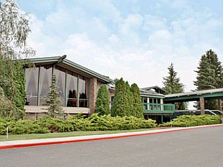 Ramada Inn Spokane Airport vacation rental property