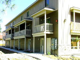 327 Olive Street vacation rental property