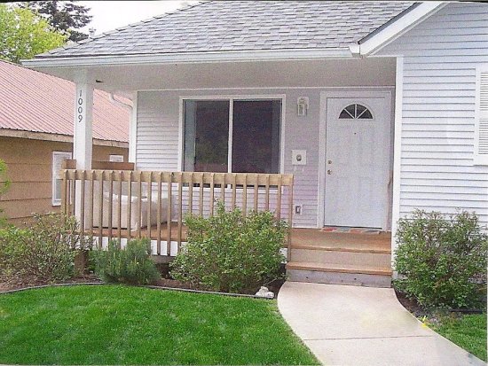 1009 Pine vacation rental property