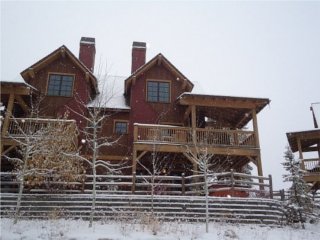 Picture of the Golden Bar Townhomes in Donnelly, Idaho