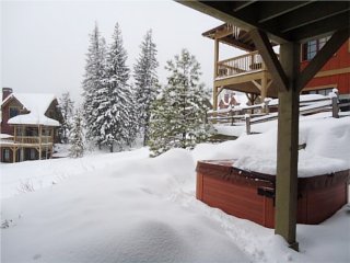 Picture of the Golden Bar Townhomes in Donnelly, Idaho