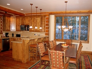 Kithcen/Dining Area