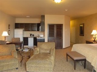 Picture of the Oxford Suites Boise in Boise, Idaho