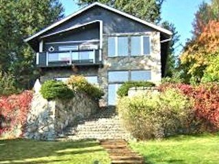 61 Glengary Beach Home vacation rental property