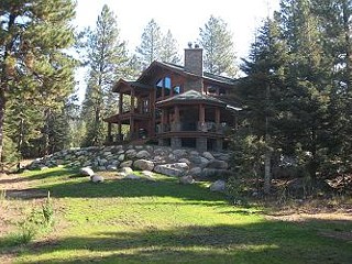 Big Pine Lodge vacation rental property