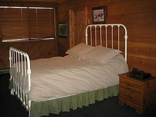 Picture of the Riverside Park Cabin in Garden Valley, Idaho