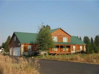 Brady Retreat Lodge vacation rental property