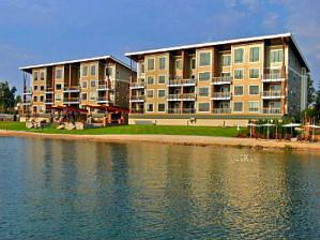 Picture of the Seasons Resort in Sandpoint, Idaho