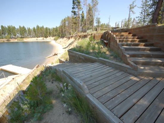 Picture of the Dawn Lakeside Log Cabin in Donnelly, Idaho