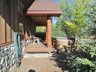 Picture of the Austanley in McCall, Idaho