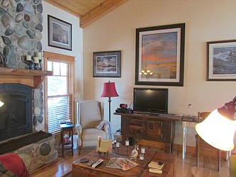 Picture of the Austanley in McCall, Idaho
