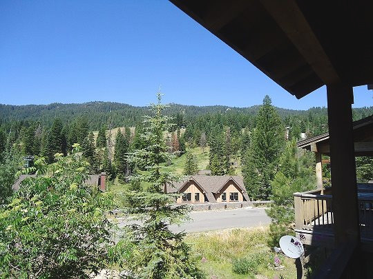 Picture of the Golden Bar Townhomes in Donnelly, Idaho