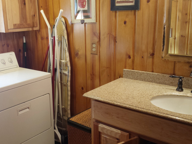 Picture of the Broadbent Cabin in McCall, Idaho