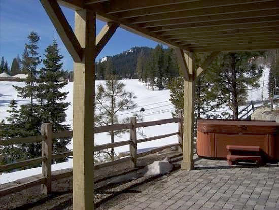 Picture of the Golden Bar Townhomes in Donnelly, Idaho