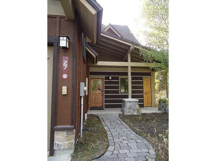 Picture of the Golden Bar Townhomes in Donnelly, Idaho