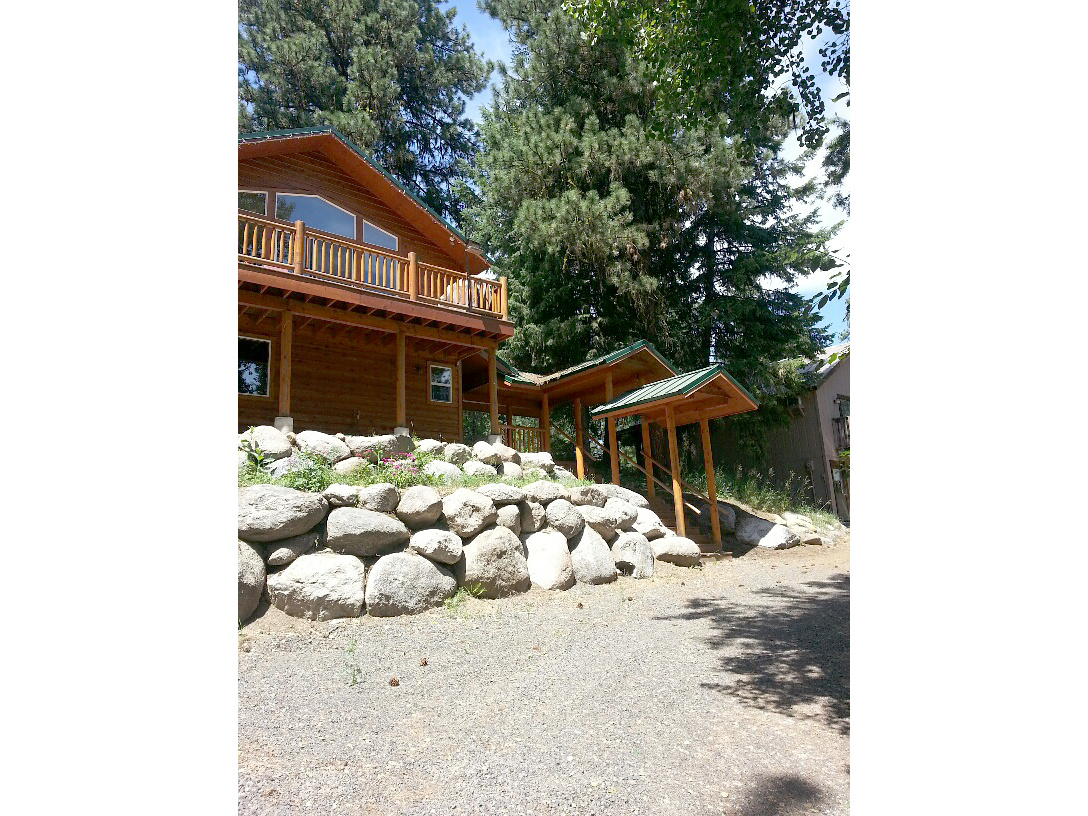 Picture of the Jenkins in McCall, Idaho