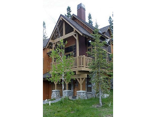 Picture of the Golden Bar Townhomes in Donnelly, Idaho