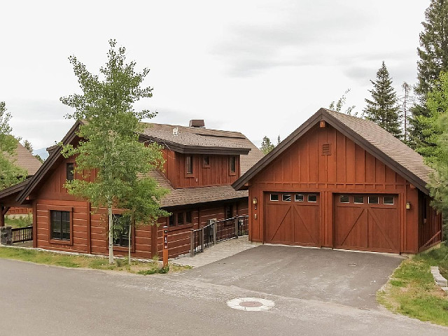 Picture of the Staircase Chalet 14 (Canoe 14) in Donnelly, Idaho