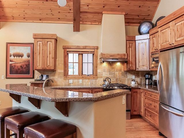 Picture of the Staircase Chalet 14 (Canoe 14) in Donnelly, Idaho