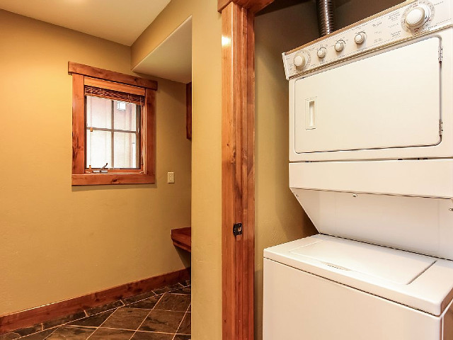 Picture of the Staircase Chalet 14 (Canoe 14) in Donnelly, Idaho
