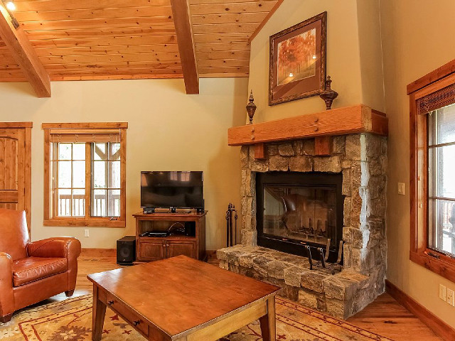 Picture of the Staircase Chalet 16 (Frame of Mind) in Donnelly, Idaho