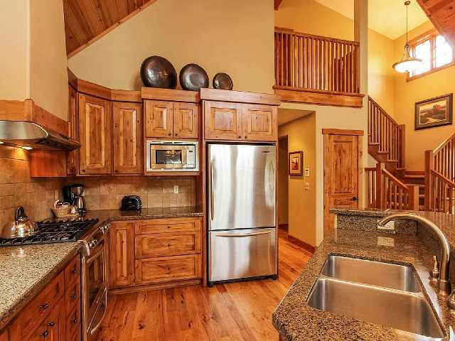 Picture of the Staircase Chalet 16 (Frame of Mind) in Donnelly, Idaho