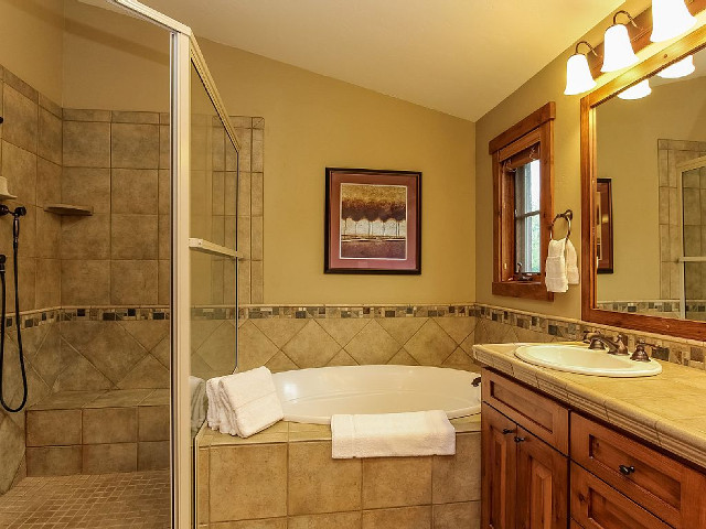 Picture of the Staircase Chalet 16 (Frame of Mind) in Donnelly, Idaho