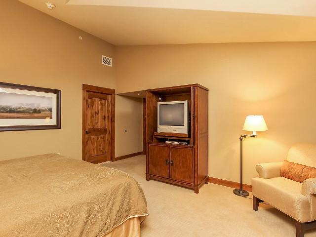 Picture of the Tamarack Resort Lodge at Osprey Meadows in Donnelly, Idaho