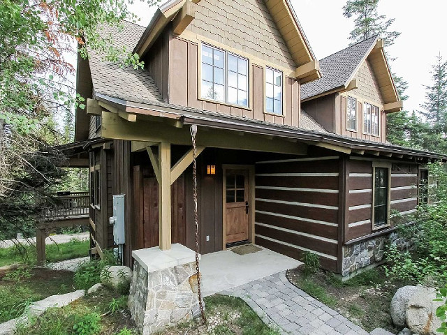 Picture of the Golden Bar Townhomes in Donnelly, Idaho