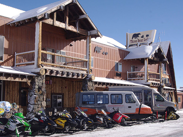 Picture of the Three Bears Lodge and Motel in West Yellowstone, MT, Idaho