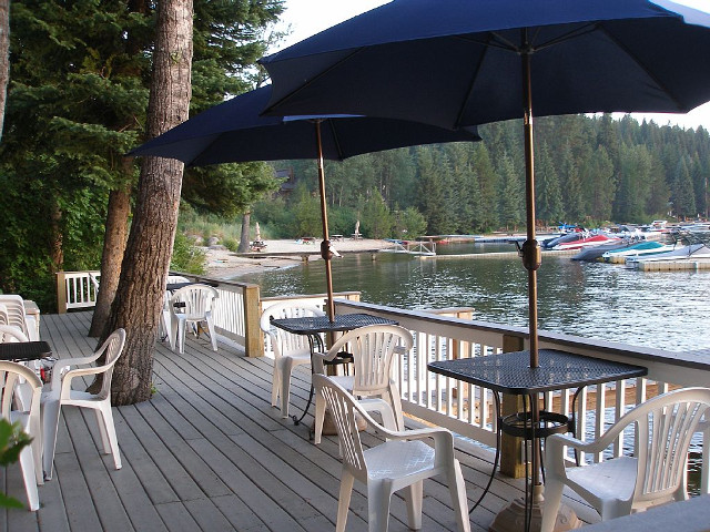 Picture of the Harris Cove Lodge in McCall, Idaho