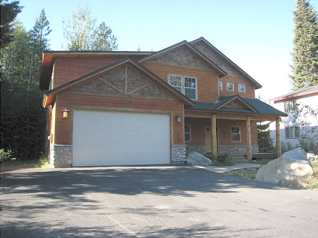 Picture of the Northern Moose Lodge in McCall, Idaho