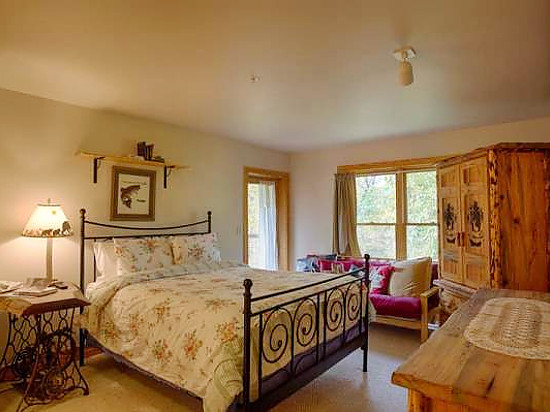 Picture of the Teton Creek Condominiums in Driggs, Idaho