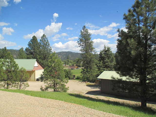 Picture of the Bubbas Glamper (Uncle Billy Bobs) in Garden Valley, Idaho