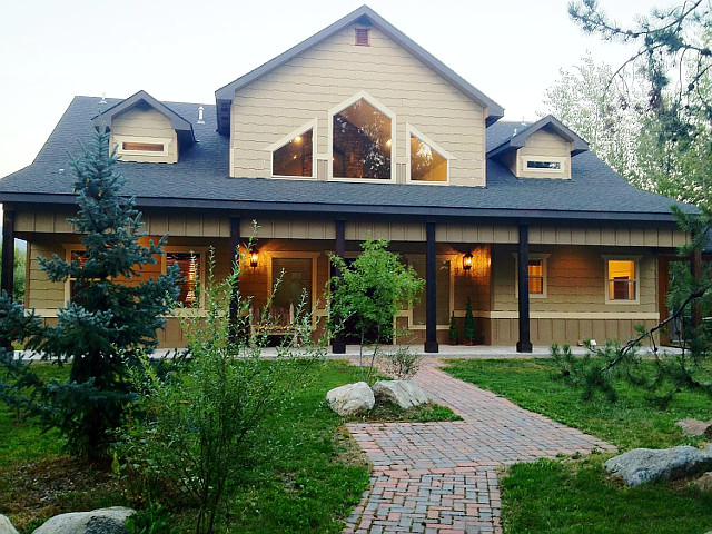 Picture of the Timber Creek Lodge in McCall, Idaho