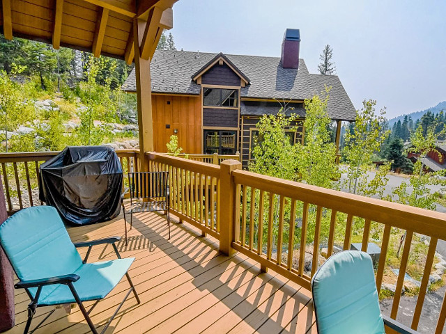 Picture of the Golden Bar Townhomes in Donnelly, Idaho