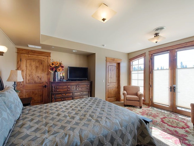 Picture of the Park Street Plaza Condos in McCall, Idaho