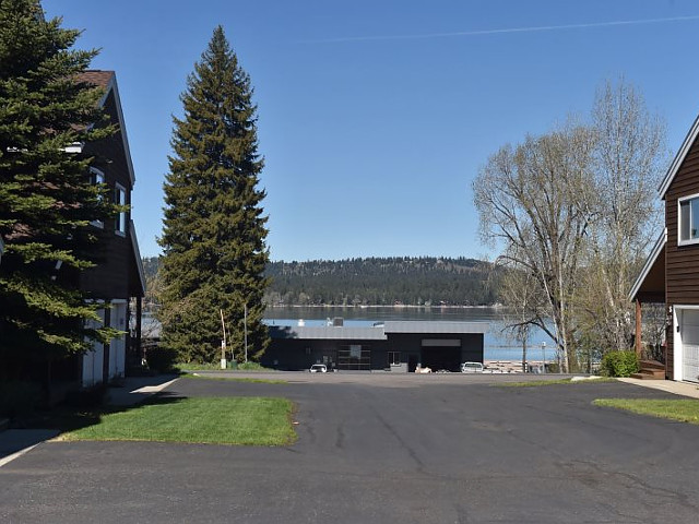 Picture of the Mill Court in McCall, Idaho