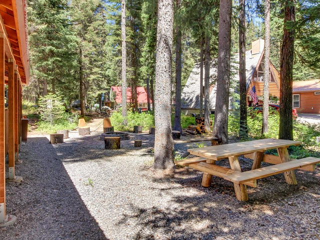 Picture of the Awesome Payette Lake Cabin in McCall, Idaho